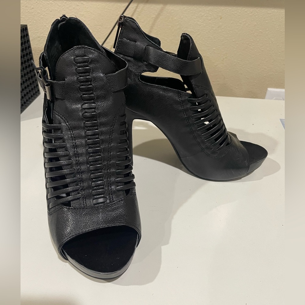 Bcbgeneration Gregory Heels - image 2